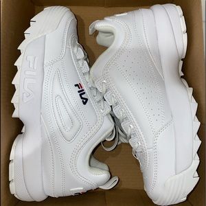 Fila Distributor II